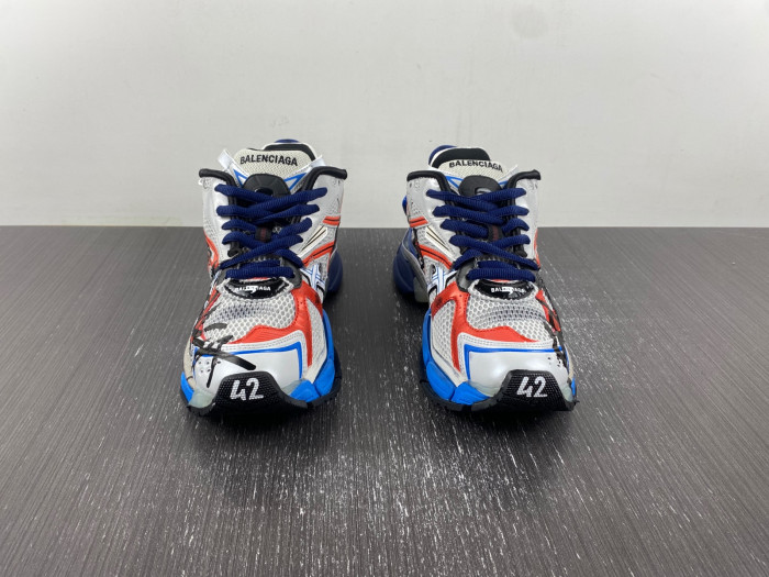 Ba*len*cia*ga runner sneaker