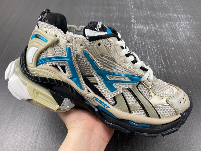 Ba*len*cia*ga runner sneaker