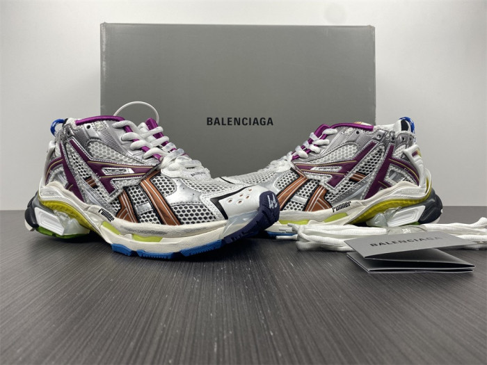 Ba*len*cia*ga runner sneaker