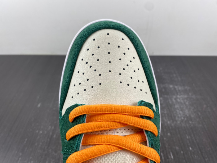 nike sb dunk low legion pine kumquat 304292-383