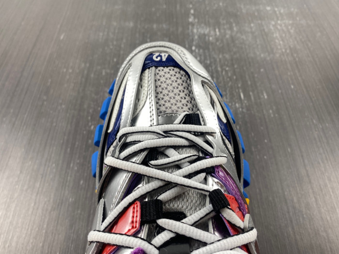 Ba*len*cia*ga track 8000055