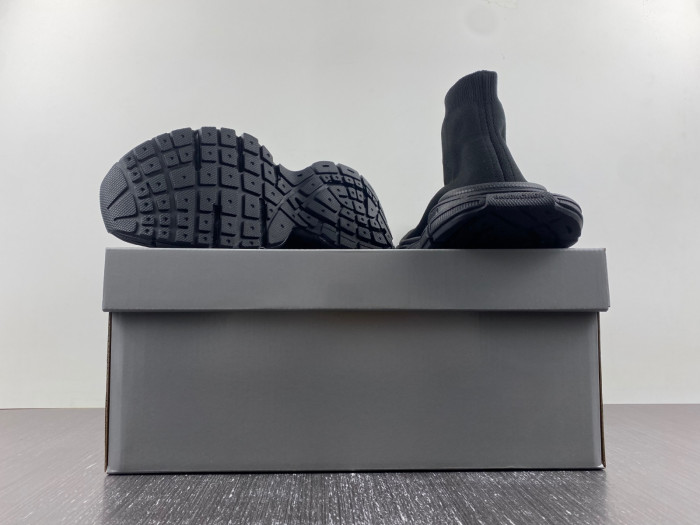 speed trainer sneakers 1000070