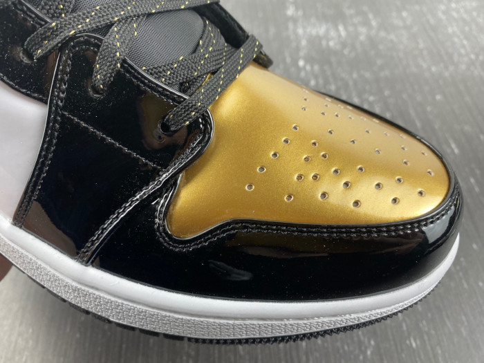 jordan 1 low se gold toe (gs) dr6970-071