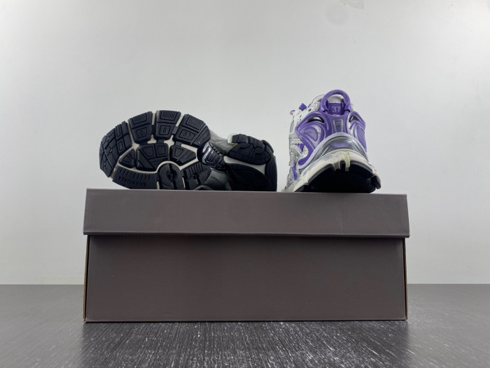 Ba*len*cia*ga runner sneaker