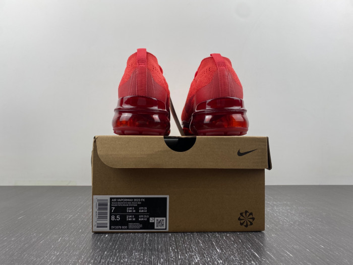 nike air vapormax 2023 flyknit triple red dv1678-600