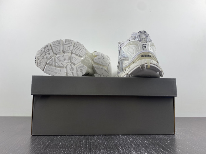 Ba*len*cia*ga runner sneaker