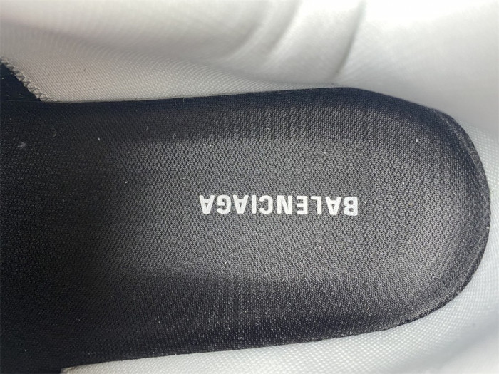 Ba*len*cia*ga runner sneaker