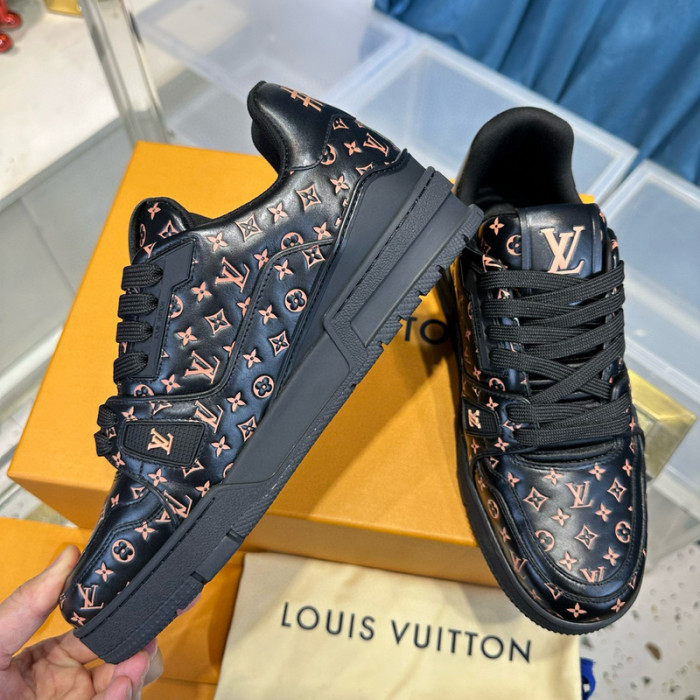 lv snekaers l0000197