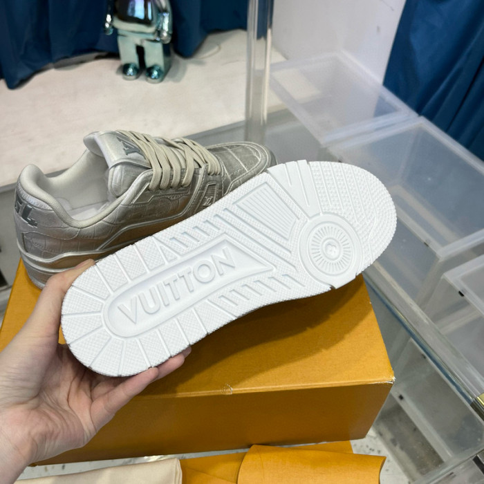 lv snekaers l0000237