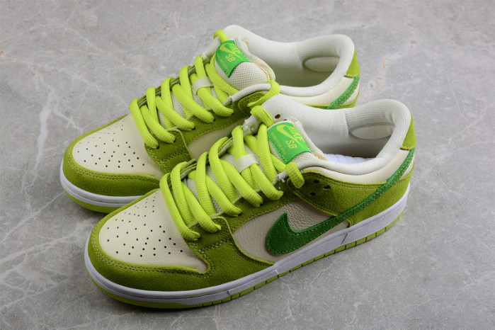 nike sb dunk low “green apple” dm0807-300