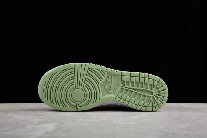 nike dunk low se fleece pack honeydew dq7579-300