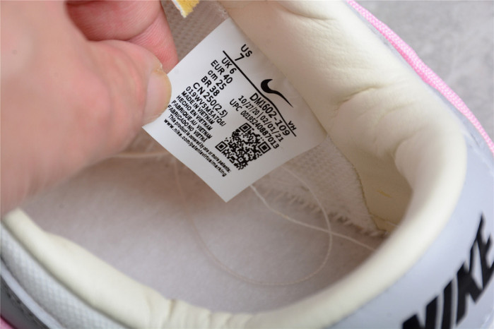 dunk low “09 of 50” dm1602-109