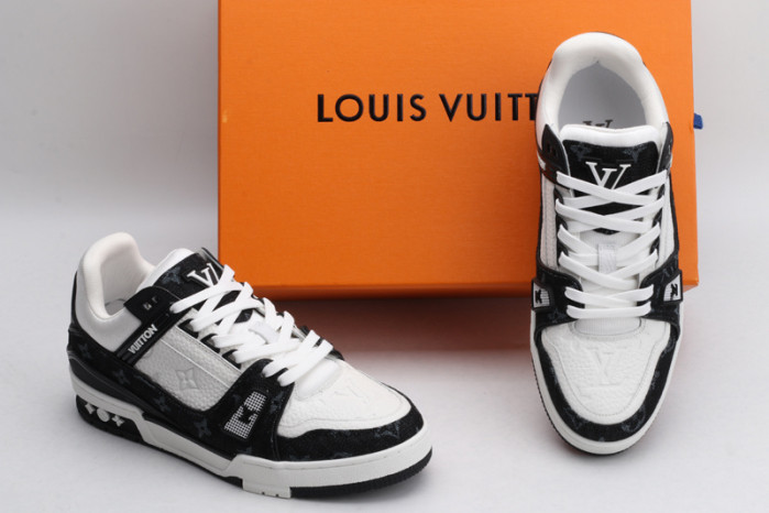 lv snekaers l000053