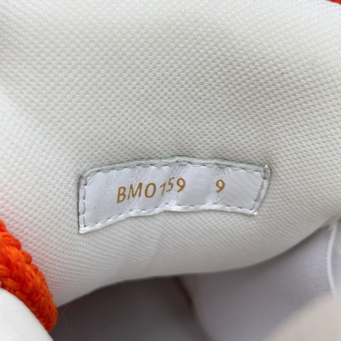 lv snekaers l0000121