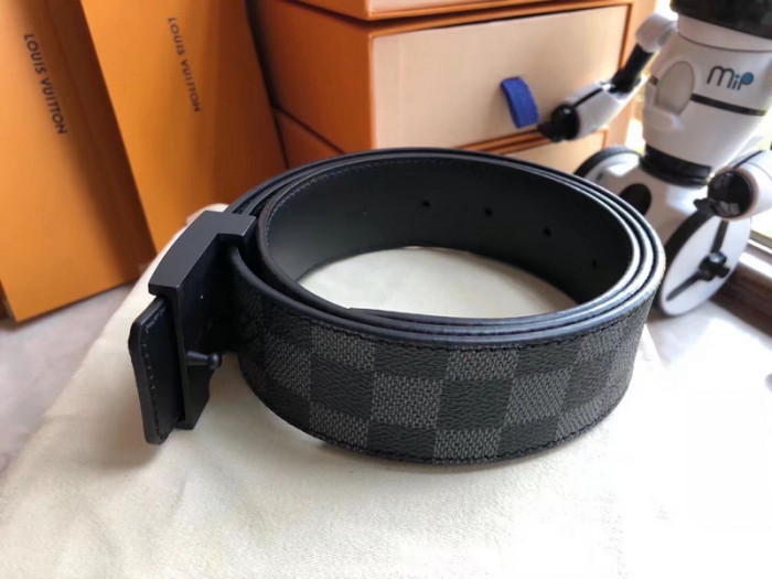 l*v belt 01