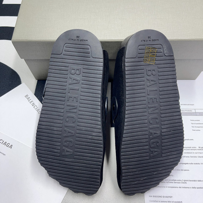 balenciag* sandal bs18