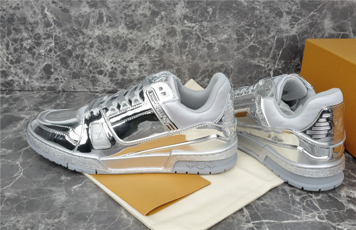 lv snekaers l0000333