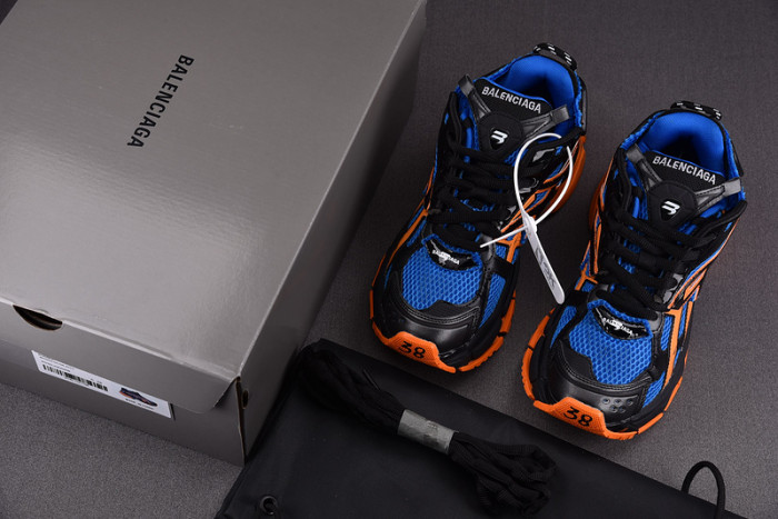 Ba*len*cia*ga runner sneaker w2rb1-1120