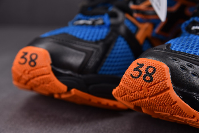 Ba*len*cia*ga runner sneaker w2rb1-1120