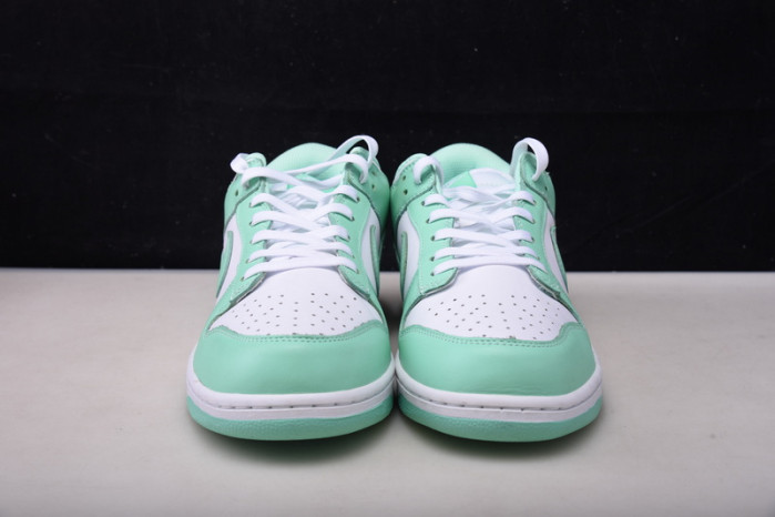 nike dunk low green glow dd1503-105