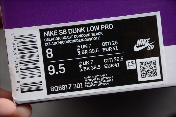 nike dunk low sb celadon bq6817-301