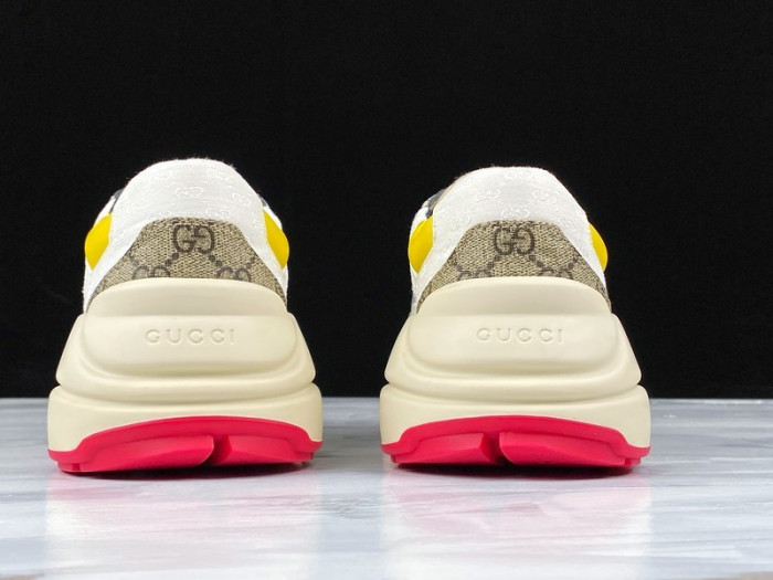 G*u*i* rhyton sneaker