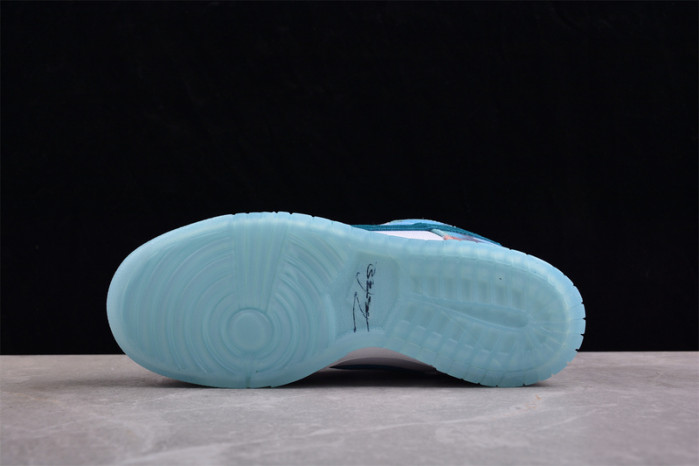 nike sb dunk low futura laboratories bleached aqua hf6061-400