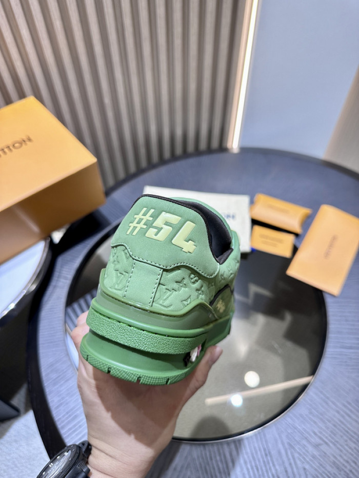 lv snekaers l0000161