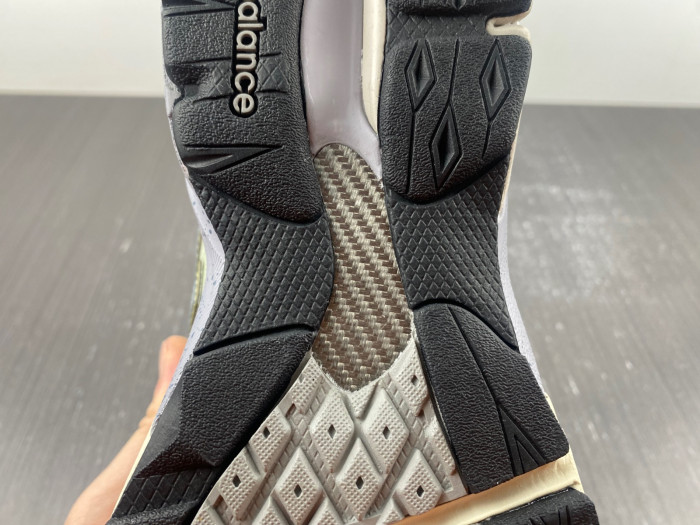 new Balance x WTAPS 2020 DFY27