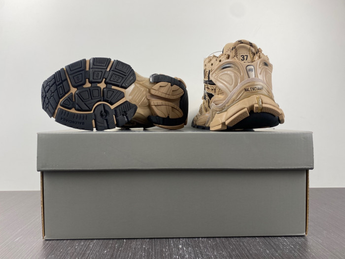 Ba1en*iaga runner 8000054