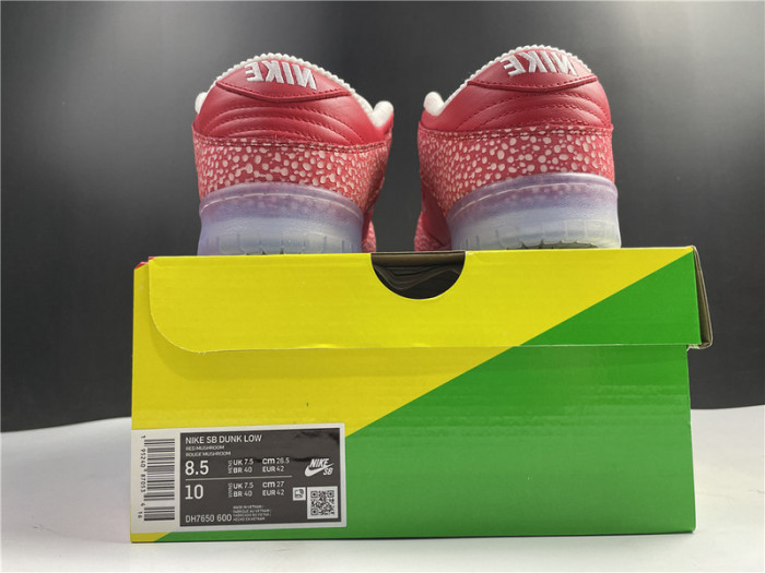 NIKE SB DUNK LOW STINGWATER MAGIC MUSHROOM DH7650-600