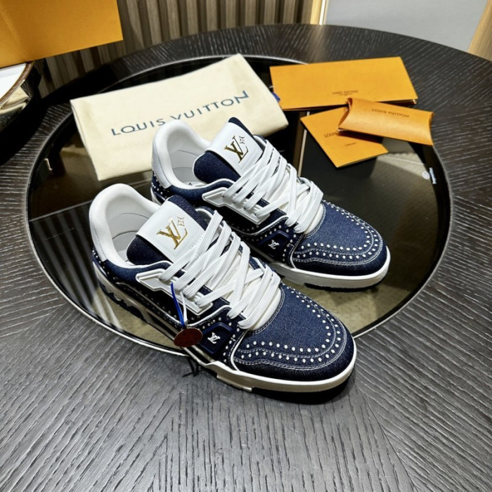 LV snekaers L0000667