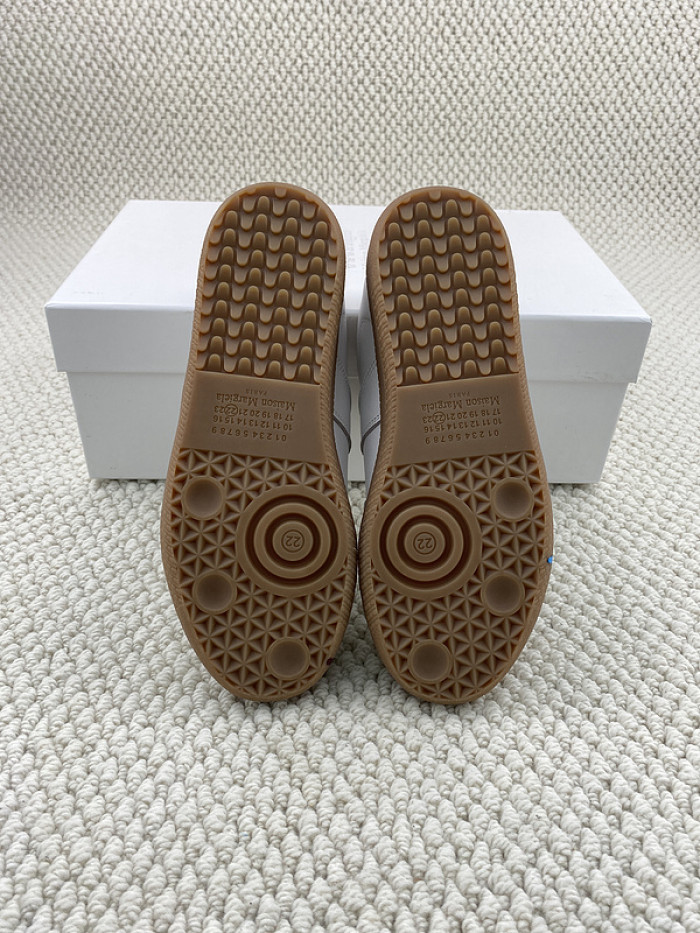 ma1s0n Marg*e1a calfskin s57ws0237