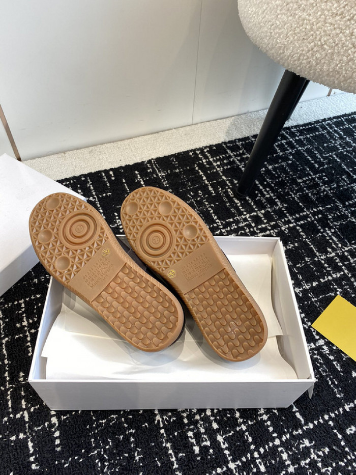 ma1s0n Marg*e1a calfskin s57ws0290