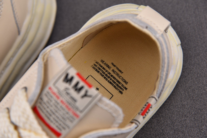 Ma*s*n mihara yasuhiro sneaker mmys40