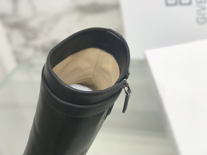 Givenchy Boots 660010