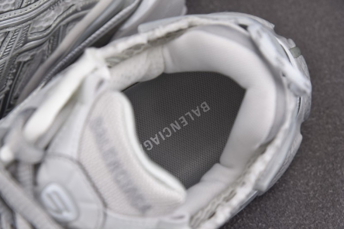 Ba1en*iaga runner sneaker w3rbl 8100