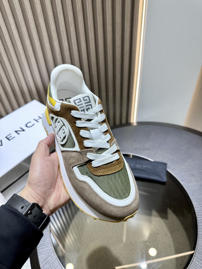 Givenchy Sneakers 660034
