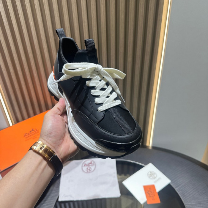 H**me5 snekaers hm046