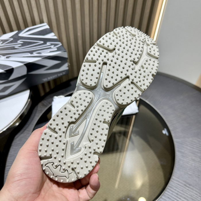 Off-White Be right back OWIA289F32