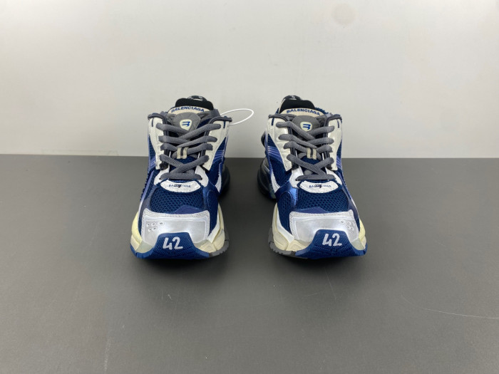 Ba1en*iaga runner sneaker wrung 2410