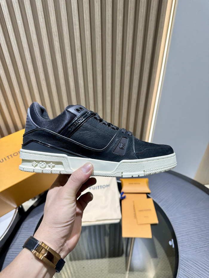 LV snekaers L0000398