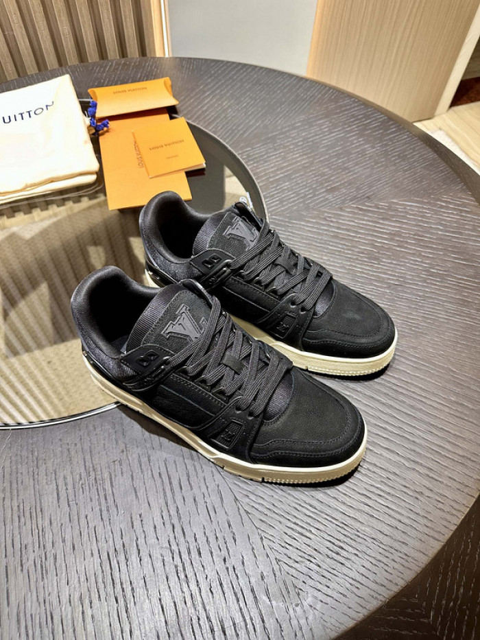 LV snekaers L0000398