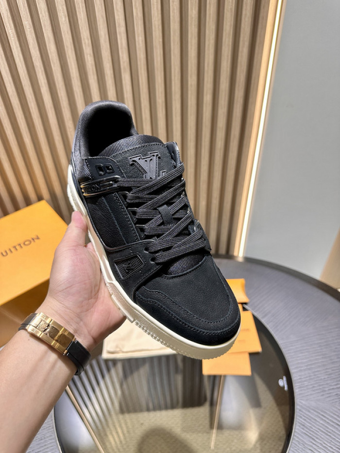 LV snekaers L0000398