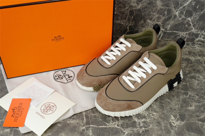 H**me5 snekaers hm006