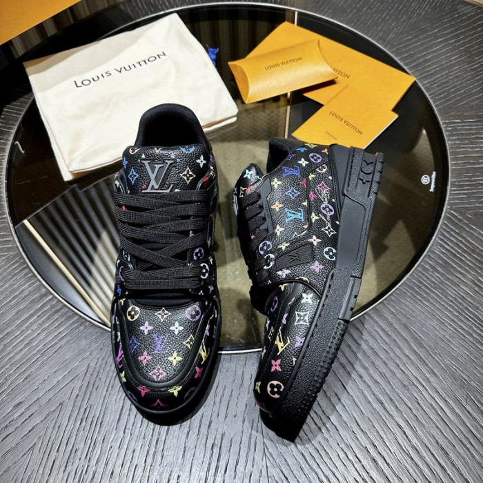 LV snekaers L0000604