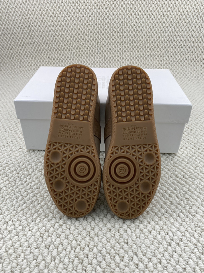 ma1s0n Marg*e1a calfskin s57ws0242