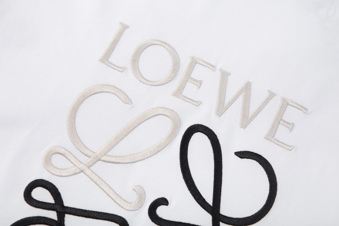 L0ew* t-shirt lw21