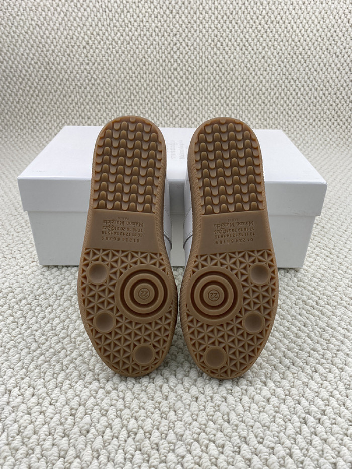 ma1s0n Marg*e1a calfskin s57ws0240