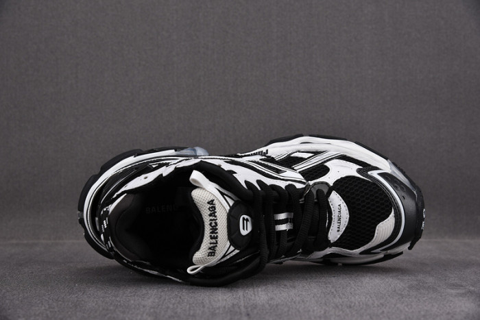 Ba1en*iaga runner sneaker w3rb2-9010